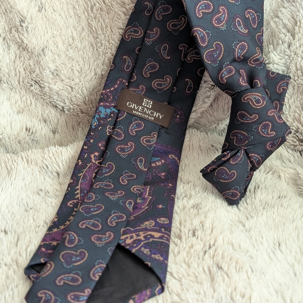 Givenchy Men's Paisley Silk Tie - Blue and Purple